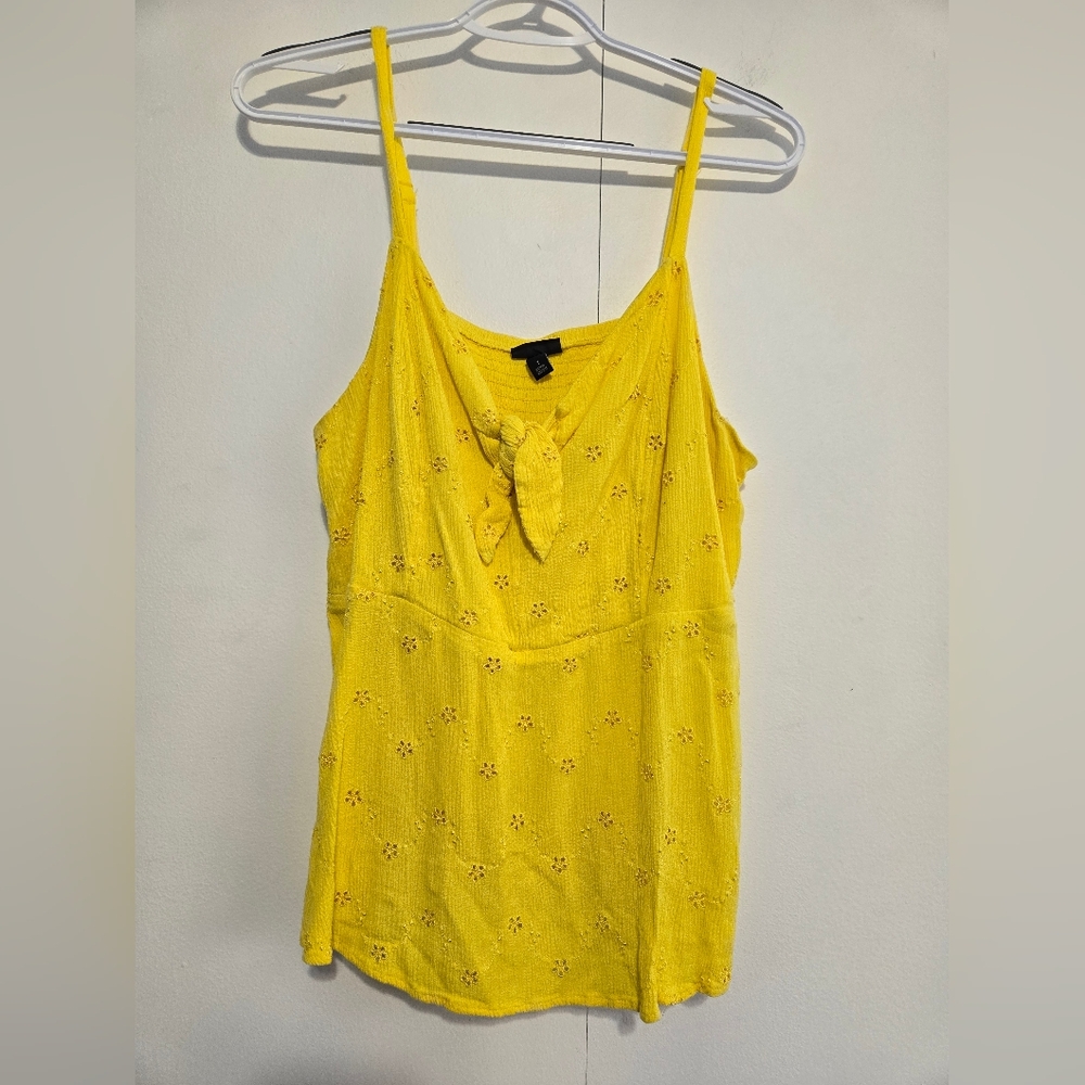 Torrid Yellow Eyelet Tie Front Cami Size 1 (1X) Adjustable Strap Tank Top